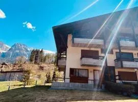 Residence I LAMPONI incantevole trilocale casa vacanze 6 posti letto