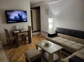 OPTIMUM 2 - One bedroom apartment, hotel in Zenica