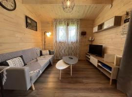 Chalet "L'aventure" calme et verdoyant - 6 pers, παραθεριστική κατοικία σε Sulniac