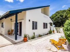 Las Dahlias- Royal Apartament Curacao