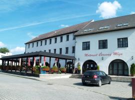 Červený Mlýn, Hotel mit Parkplatz in Tišnov