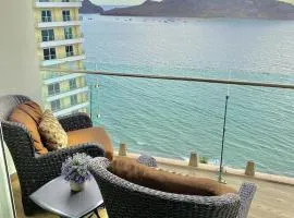 Camino al Mar, Apartment on the Beach with Fabulous Amenities Zona Dorada Pure Luxury