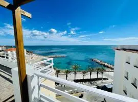 Respiro Del Mar - Beachfront Superior Apartment
