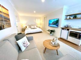 Casuarina Beach 2 bedroom retreat, κατάλυμα με κουζίνα σε Casuarina