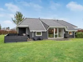 Awesome Home In Otterup With Sauna, Wifi And 4 Bedrooms