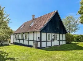 2 Bedroom Gorgeous Home In Allinge