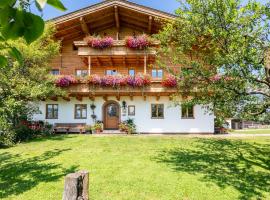 Oberhaslinghof, farm stay in Saalfelden am Steinernen Meer