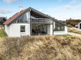 Stunning Home In Thisted With Indoor Swimming Pool, Strandhaus in Thisted