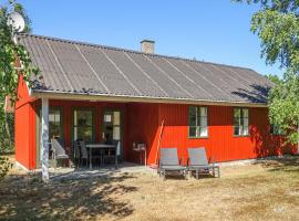 Gorgeous Home In Aakirkeby With Wifi, Hotel in Vester Sømarken