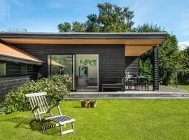 Nice Home In Gilleleje With Wifi