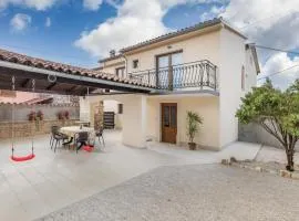 Nice Home In Bricanci With Wifi And 2 Bedrooms