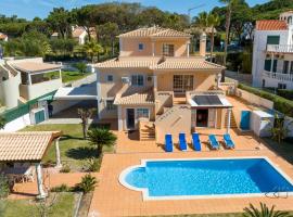 Amora Classic Villa, ξενοδοχείο σε Vilamoura