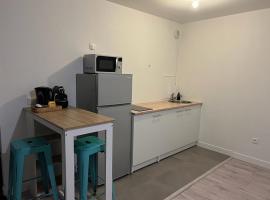 Appartement idéalement placé: Villeparisis, Villeparisis - Mitry-le-Neuf RER Station yakınında bir otel