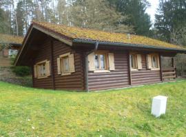 Ferienhaus Chalet Blockhaus Bayern, hotel keluarga di Stamsried