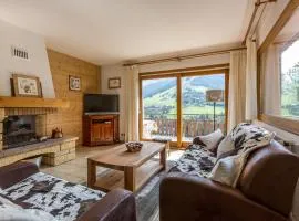 Chalet La Clusaz, 5 pièces, 9 personnes - FR-1-437-56