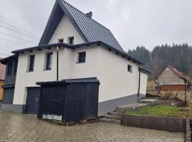 Objevte krásu Beskyd , navštivte chatu Lojza