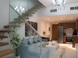 Mirage Zen 2BR Duplex Retreat with Pool in Oasis
