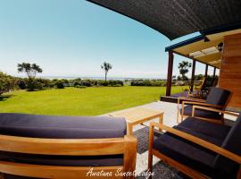 Awatuna Sunset Lodge, hotel with jacuzzis in Hokitika