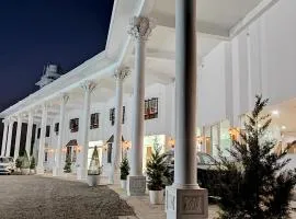 HOTEL WHITE HOUSE, Munnar