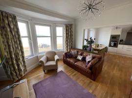 Fantastic 3 bedroom holiday home, apartment in Millport