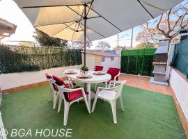 Bga Rentals Aini, cottage ở Cambrils