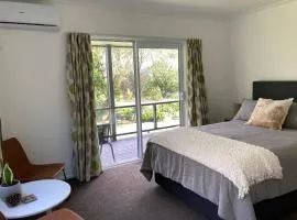 Kauri Point Village