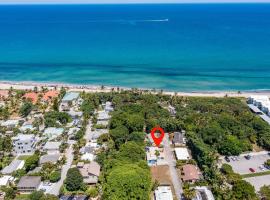 Florida Seaside Get Away- 50 Steps to Beach, hotel near Diamond Head Park, Boynton Beach