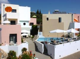 Blue Sky Hotel Apartments, aparthotel in Tolo