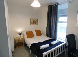 Bridge Street En Suite Rooms – pensjonat w mieście Merthyr Tydfil