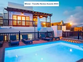 Villa Vista Reina - Luxury 6 Bedroom - Heated Pool- Views - Pool Table - Vista Lobos - Playa Blanca