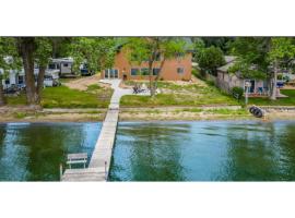 Canary Beach Resort，Glenwood的海灘飯店