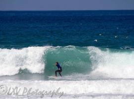 Brook beach retreat, Porthtowan, Cornwall, hotel in Porthtowan