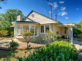 The Captain's Manor - Great location!, cottage in Corowa