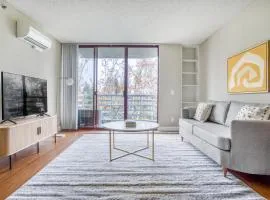 Cupertino 1BR w Gym Pool nr Apple Google SFO-725