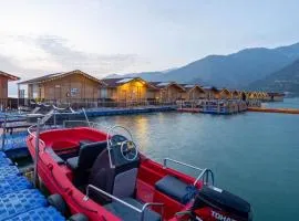 Le ROI Floating Huts & Eco Rooms Tehri