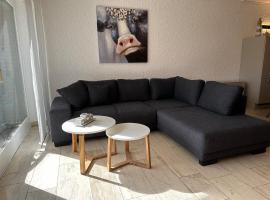 Appartment 2015 in Tossens, hotel with parking in Tossenserdeich