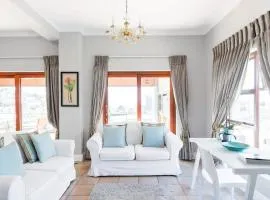 3 Bedroom Hilltop Home with Spectacular Views