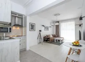 Jazz & Wine - Luxury apARTment By The Sea & Parking & HBO & Netflix