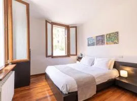 Residenza Sirtori free parking