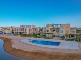 NEW! Gouna, Cyan Cozy 3BR Townhouse Lagoon & Pool, hotel in Hurghada