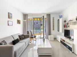 Apartment Robinia-City by Interhome, hotel in Locarno
