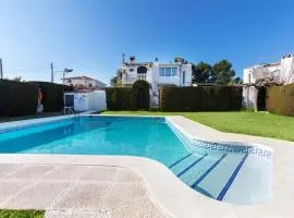 Holiday Home Eden Park 2 by Interhome