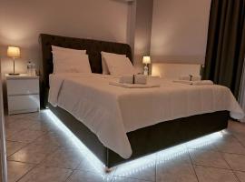 Four seasons apartment, hotel v destinaci Artemida