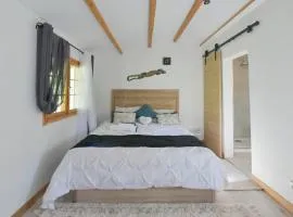 Wood Chalet 1 Monaco Forest La Turbie - Sleeps 5 people