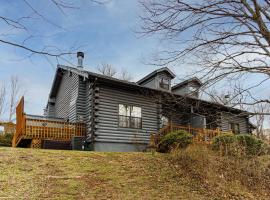 3 Bedroom Log Cabin Condo close to Everything!, Hütte in Branson