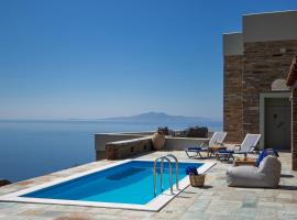 Acron Andros - Luxury Villa with Private Pool, παραθεριστική κατοικία στην Άνδρο