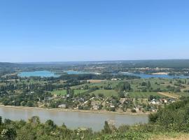 2)Paisibilité à 2 pas de la Seine proche commerces, hotel u blizini znamenitosti 'Parc de Brotonne Golf' u gradu 'Duclair'