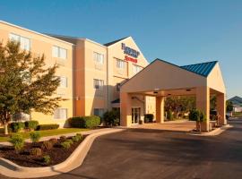 Fairfield Inn & Suites Mt. Pleasant, hotel in Mount Pleasant