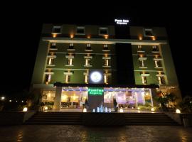 Pam Inn Regency, hotel v destinaci Sānand