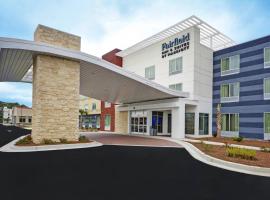 Fairfield Inn & Suites by Marriott Savannah SW/Richmond Hill, khách sạn ở Richmond Hill